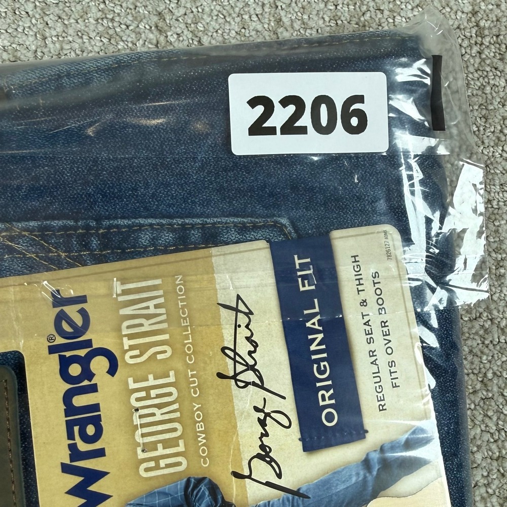 NEW Wrangler Mens 36x34 George Strait Original Fit Cowboy Cut Denim Blue Jeans - Picture 11 of 11